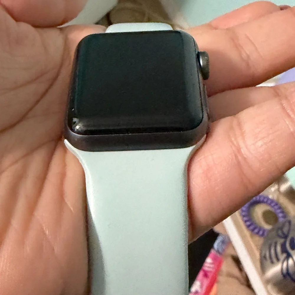 Apple watch series 3-38mm